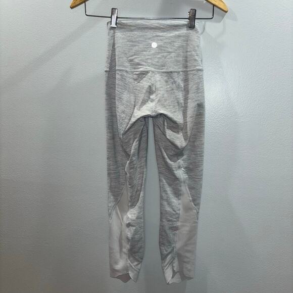 Lululemon Wunder Under High Rise Crop Scalloped Leggings Size 2 - Picture 3 of 16